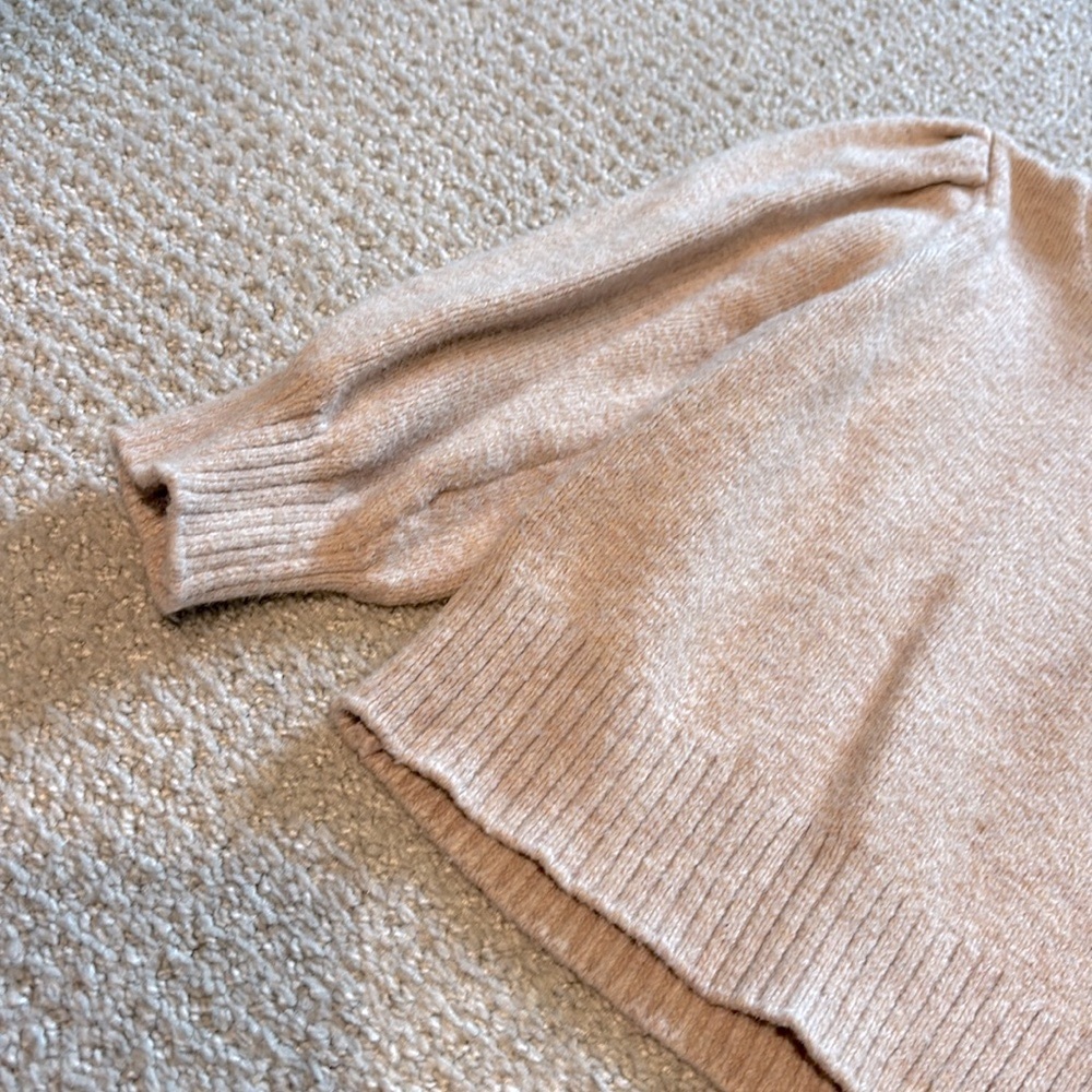 GAP Kids Beige Sweater with Puff Sleeves - Picture 3 of 4